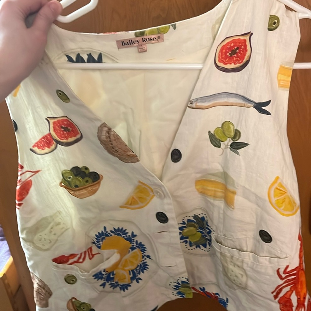 Bon Appétite Linen Vest